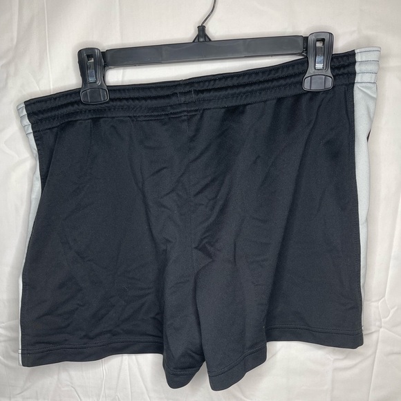 COPY - Nike Dry Tempo Shorts | Women size : L | Color : Black/White | - Picture 2 of 3